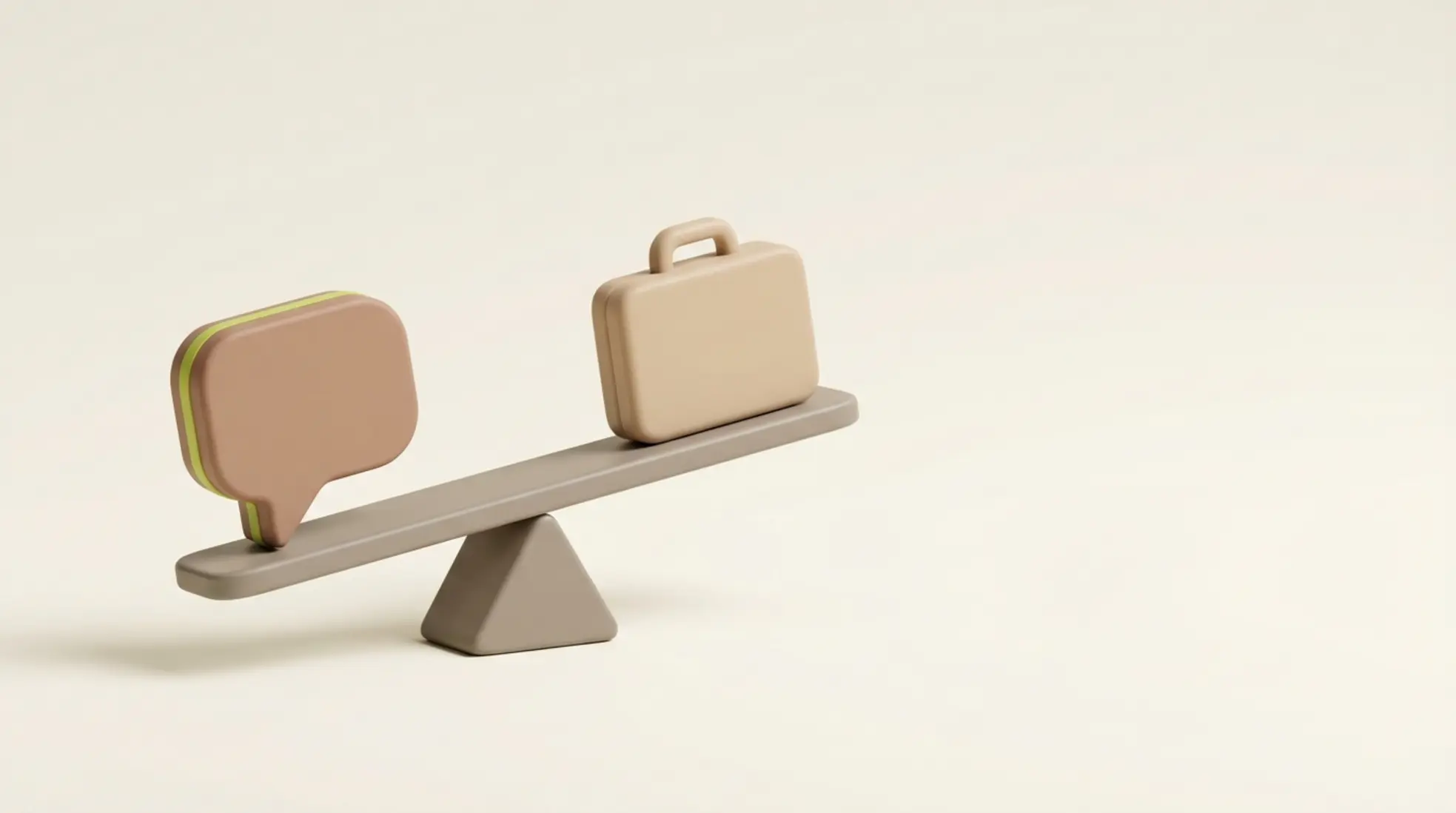 Minimalistische 3D weegschaal met chatballon zwaarder dan aktetas, zachte belichting en rustige lichte achtergrond